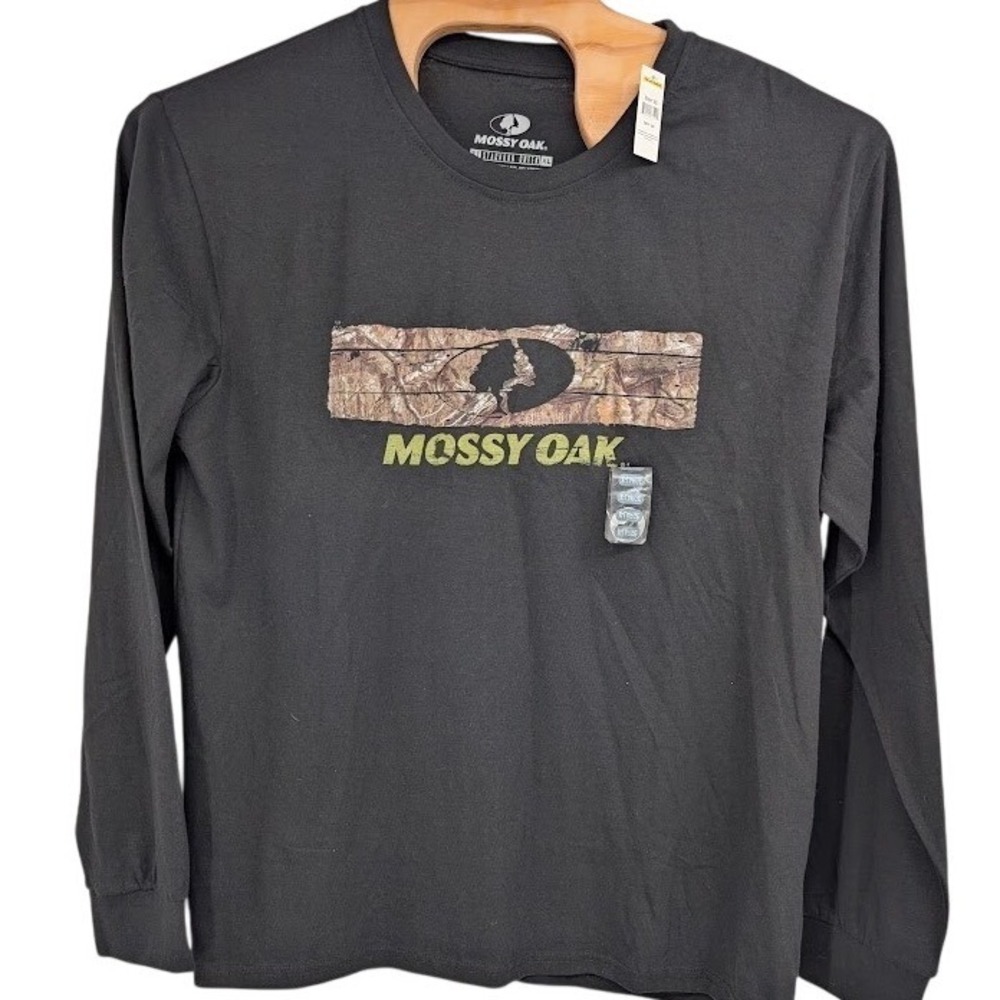Mossy Oak NWT Tree And Camo Bar Long Sleeve Black Cotton Blend‎ Tee XL
